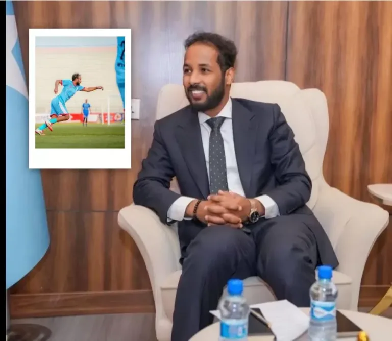 Muxuu yahay dagaalka u dhexeeya wasiirka Sports dfs iyo Astaan tv