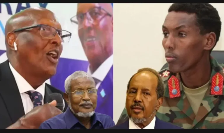 Janaraal Odowa taliyaha CXDS xilka laga qaadayo iyo Janaraal Qaafoow ..