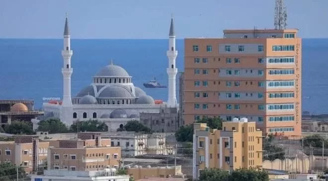 Arbacada weerar ayaa laga cabsi qabaa da lagu qaado saraakiil hore dowlada soomaaliya oo diidey..